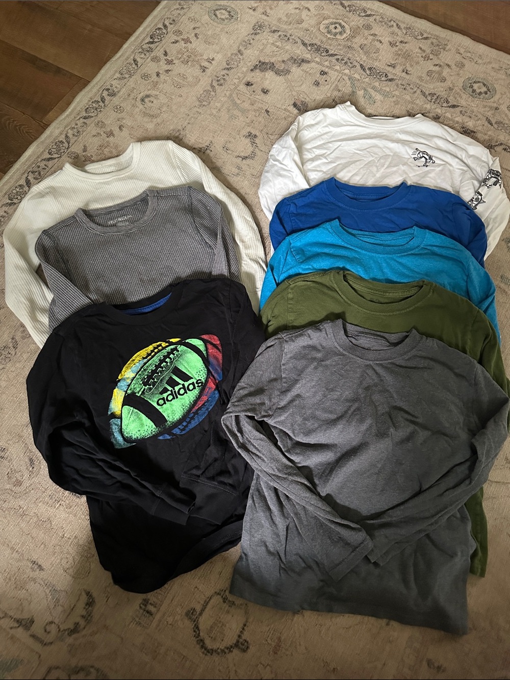 Boys size small lot of 7 long sleeve shirts